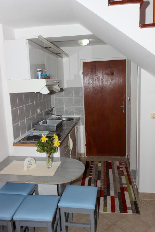 Apartment Dijana Petrovac Exterior photo